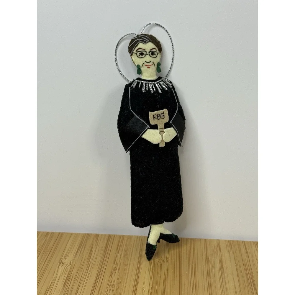 Ruth Bader‎ Ginsburg Ornament Plush 6